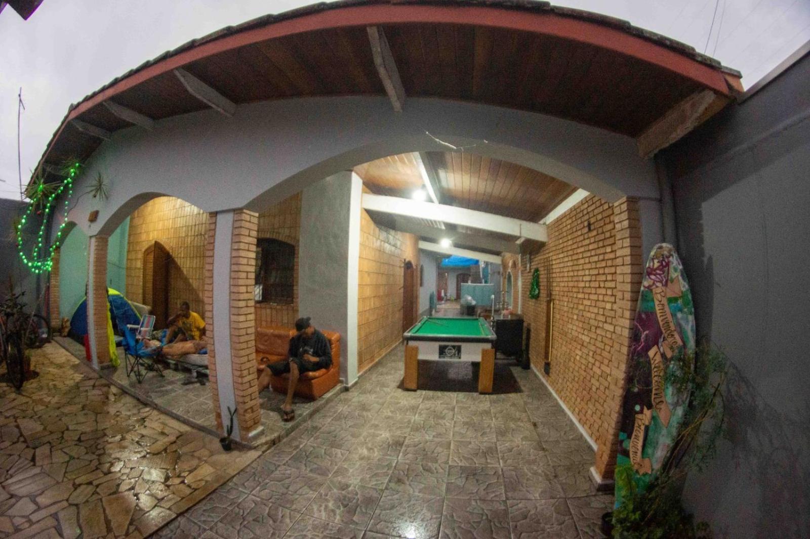 Casa 51 Hostel Ubatuba Exterior photo